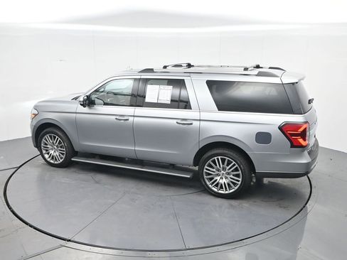 Used 2023 Ford Expedition Max Limited image 22