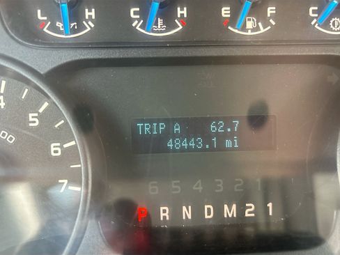 Used 2014 Ford F150 XL w/ Equipment Group 101A Mid RWD image 12