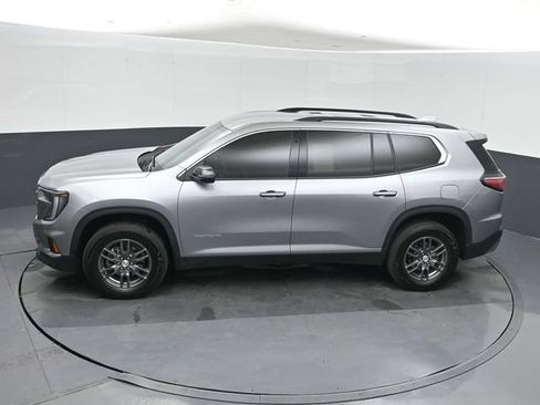 Used 2025 GMC Acadia Elevation FWD image 38