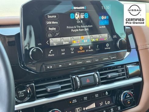 Certified 2025 Nissan Pathfinder Platinum FWD image 24