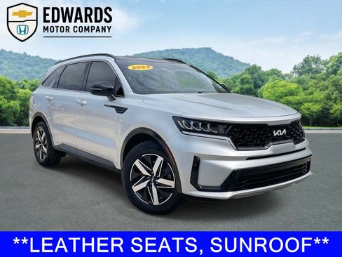 Used 2022 Kia Sorento S w/ Panoramic Sunroof Package FWD image 1