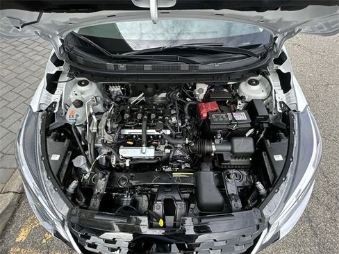 Used 2024 Nissan Kicks S image 10