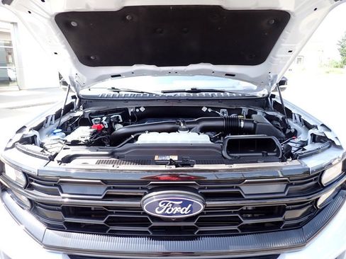 Used 2025 Ford Expedition Active AWD/4WD image 15