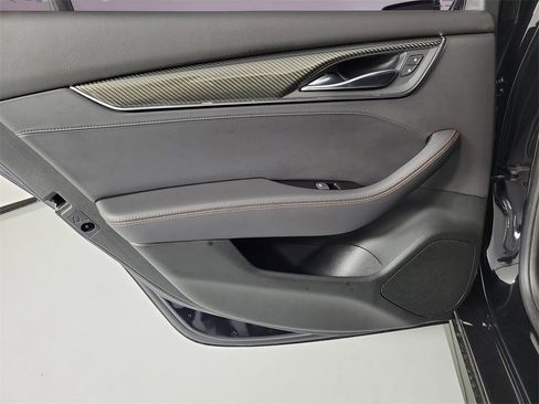 Used 2021 Cadillac CT5 Sport w/ Climate Package image 12