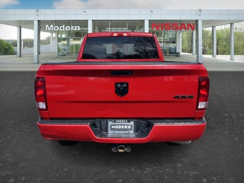 Used 2018 RAM 1500 Express w/ Express Value Package image 4