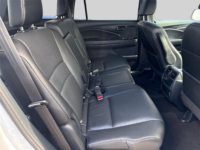 Used 2023 Honda Passport EX-L image 23
