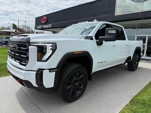 New 2026 GMC Sierra 2500 AT4 w/ AT4 Premium Plus Package AWD/4WD image 10