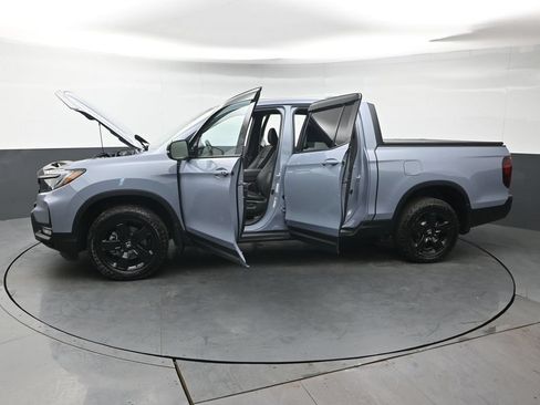 Used 2024 Honda Ridgeline Black Edition image 45