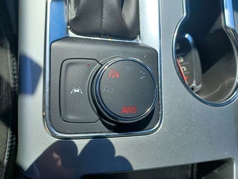 Used 2022 Chevrolet Blazer LT w/ Midnight/Sport Edition AWD/4WD image 13