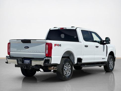 Used 2024 Ford F250 XLT w/ FX4 Off-Road Package AWD/4WD image 8