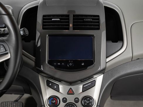 Used 2015 Chevrolet Sonic LTZ image 34