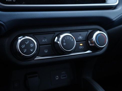 New 2025 Nissan Versa SV w/ Trunk Package image 13