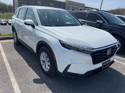 Used 2023 Honda CR-V LX image 5