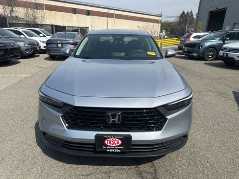 Used 2023 Honda Accord LX image 7