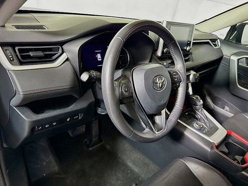 Used 2020 Toyota RAV4 TRD Off-Road image 9