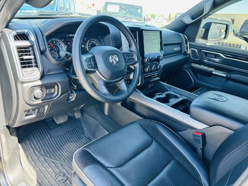 Used 2022 RAM 1500 Laramie AWD/4WD image 15