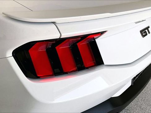 Used 2024 Ford Mustang GT Premium RWD image 37