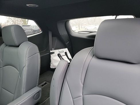 Used 2024 Buick Enclave Essence w/ Experience Buick Package image 37