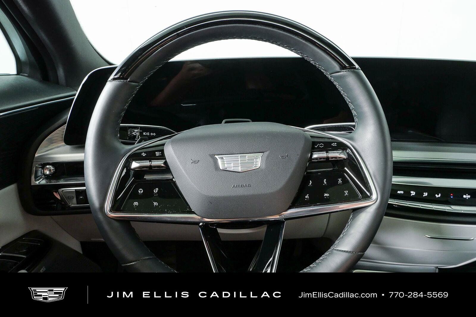 Used 2024 Cadillac Lyriq Sport AWD/4WD image 10