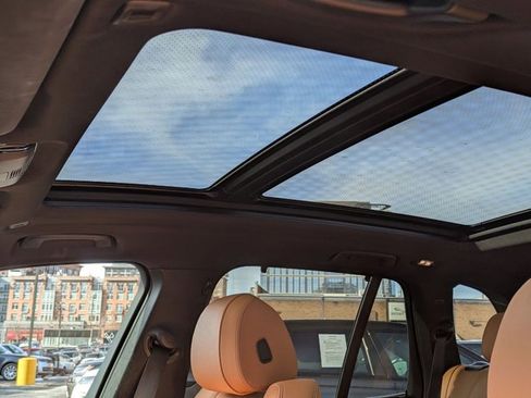 Used 2022 BMW X5 xDrive45e w/ Executive Package image 13