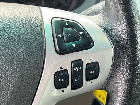 Used 2013 Ford Explorer FWD image 21