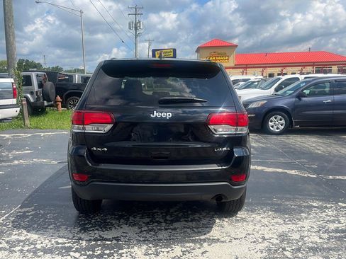 Used 2020 Jeep Grand Cherokee Laredo AWD/4WD image 4