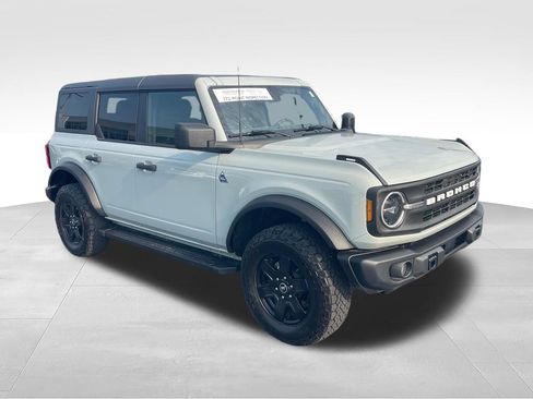Used 2024 Ford Bronco Black Diamond AWD/4WD image 7
