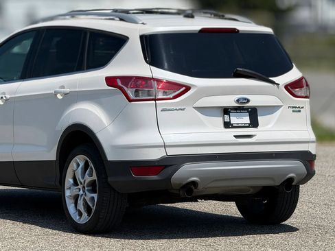 Used 2013 Ford Escape Titanium w/ Parking Technology Pkg AWD/4WD image 16