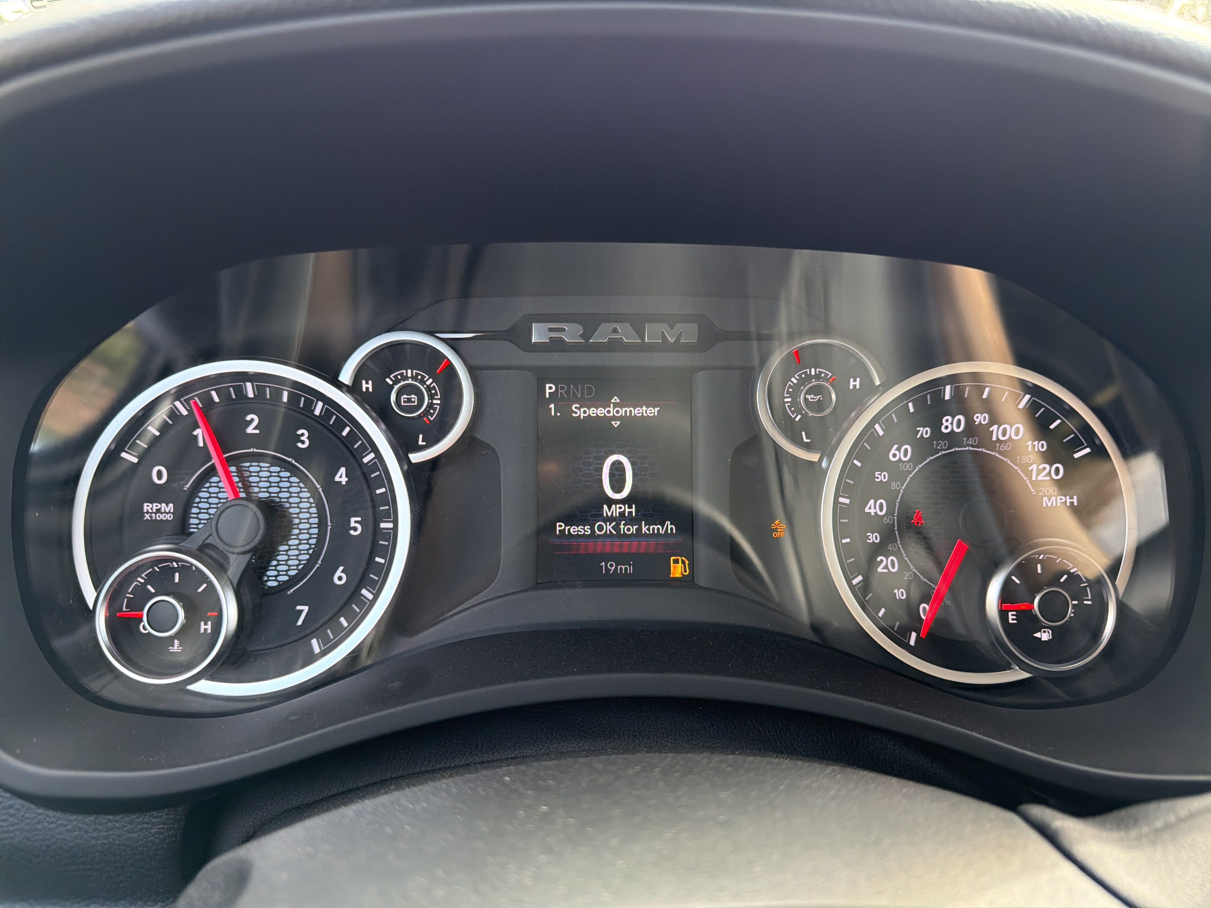 Used 2025 RAM 2500 Big Horn AWD/4WD image 22