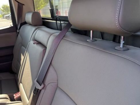 Used 2018 GMC Sierra 1500 SLT w/ Texas SLT Premium Package RWD image 11