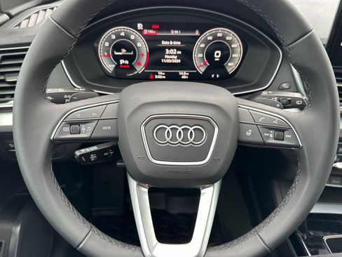 Used 2025 Audi Q5 2.0T Premium w/ Convenience Plus Package AWD/4WD image 22