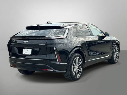 Used 2026 Cadillac Lyriq Luxury AWD/4WD image 28