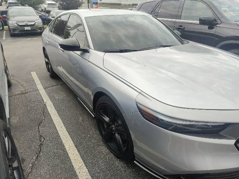 Used 2025 Honda Accord Sport image 14