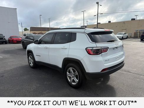 Used 2024 Jeep Compass Latitude AWD/4WD image 4