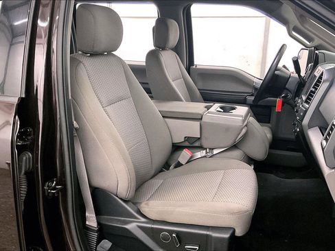 Used 2018 Ford F150 XLT w/ Equipment Group 302A Luxury image 7