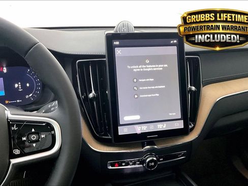 New 2026 Volvo XC60 B5 Ultra w/ Climate Package AWD/4WD image 28