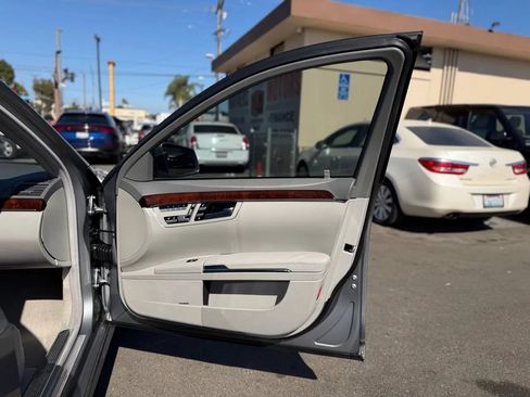 Used 2012 Mercedes-Benz S 550 image 43