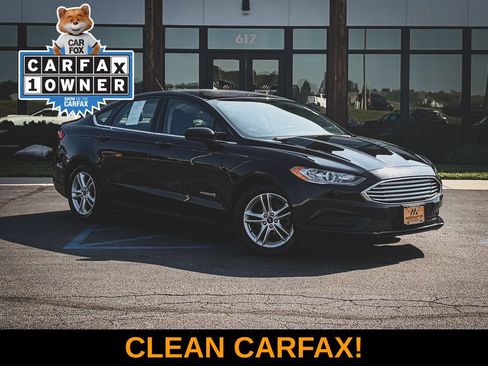 Used 2018 Ford Fusion SE FWD image 1