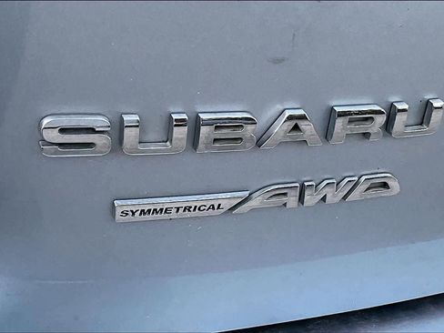 Used 2020 Subaru Impreza 2.0i Sport image 30