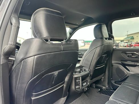 Used 2022 RAM 1500 Limited w/ Body-Colour Bumper Group AWD/4WD image 22