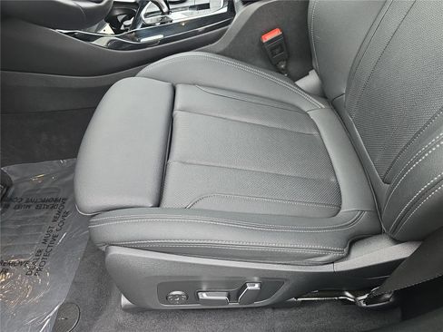 Used 2024 BMW X3 sDrive30i w/ Convenience Package w/ZPA image 17