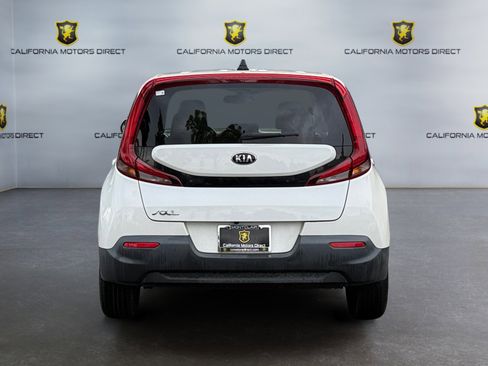 Used 2021 Kia Soul LX image 4