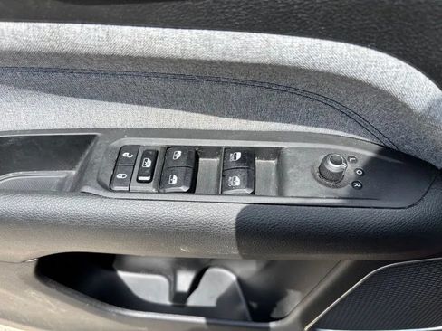 Used 2023 Jeep Compass Sport AWD/4WD image 19