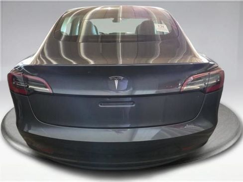 Used 2023 Tesla Model 3 Standard Range RWD image 8