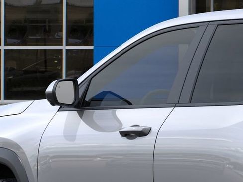 New 2026 Chevrolet Equinox LT w/ Convenience Package II FWD image 13