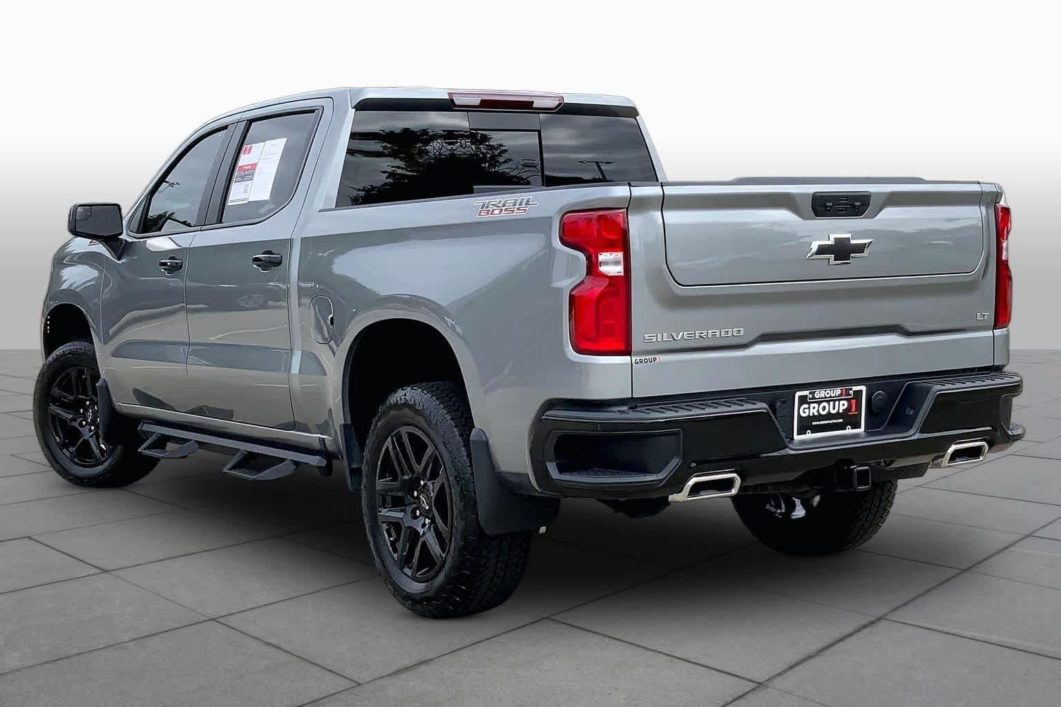 Used 2025 Chevrolet Silverado 1500 LT Trail Boss w/ Convenience Package II AWD/4WD image 23