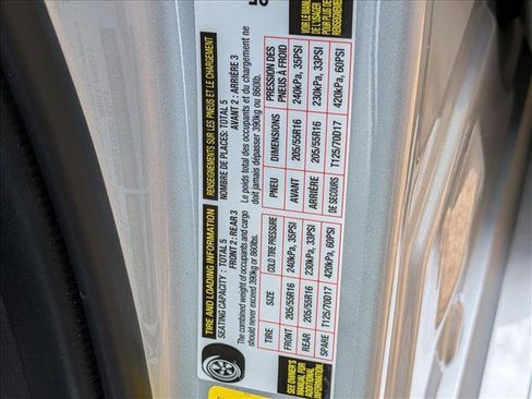 Used 2025 Toyota Corolla LE FWD image 16