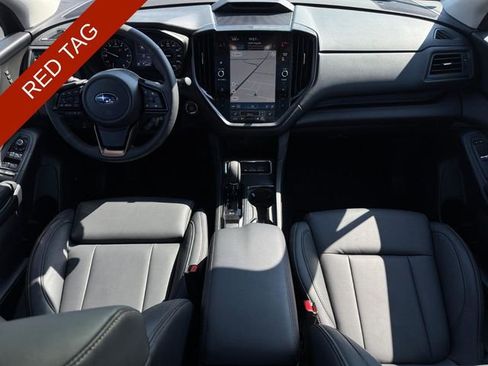 Used 2025 Subaru Ascent Bronze Edition image 9