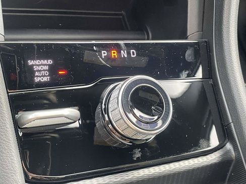 New 2025 Jeep Grand Cherokee Limited image 5