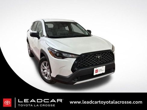 Used 2023 Toyota Corolla Cross L image 1